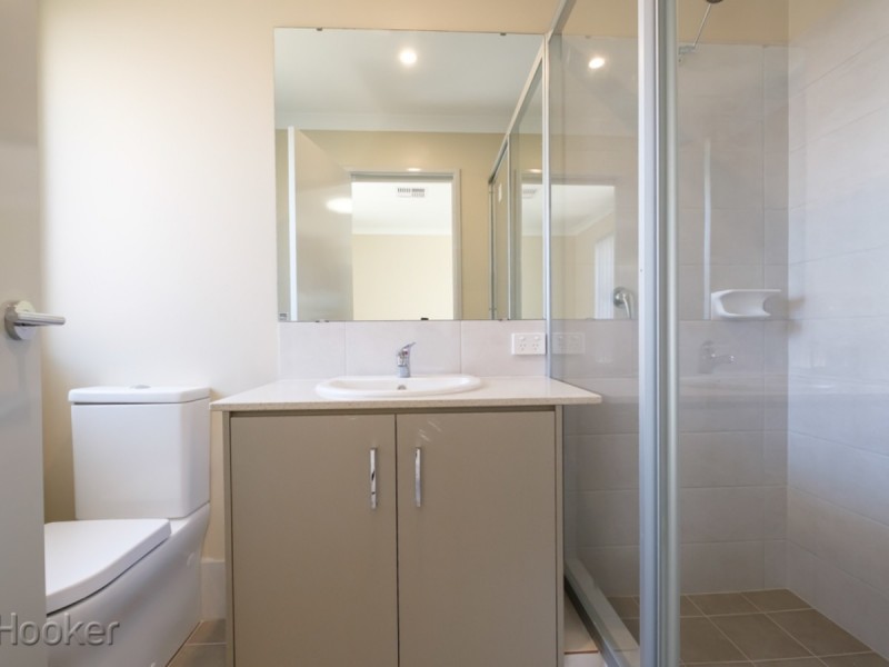 16 Kangaroo Avenue, Kwinana Town Centre WA 6167