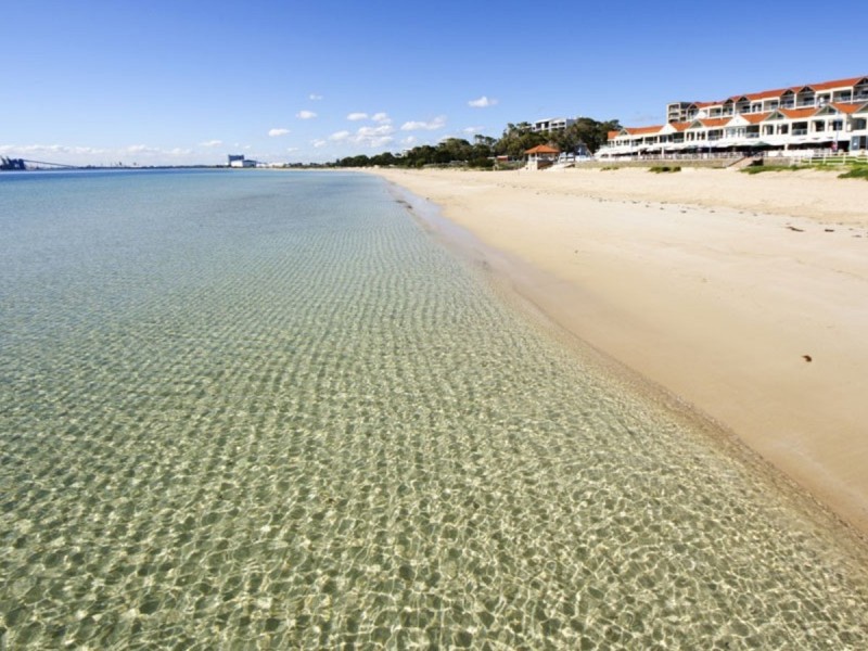 16 Kangaroo Avenue, Kwinana Town Centre WA 6167