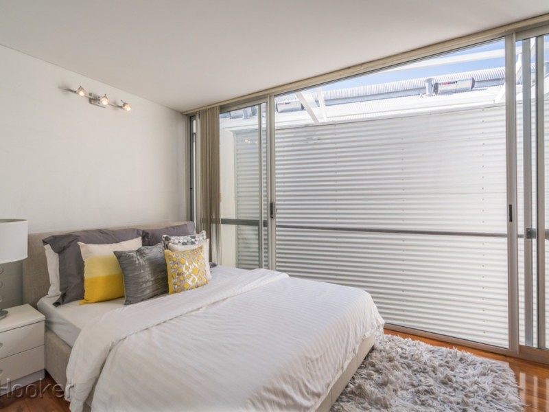 25 Little Brown Street, East Perth WA 6004