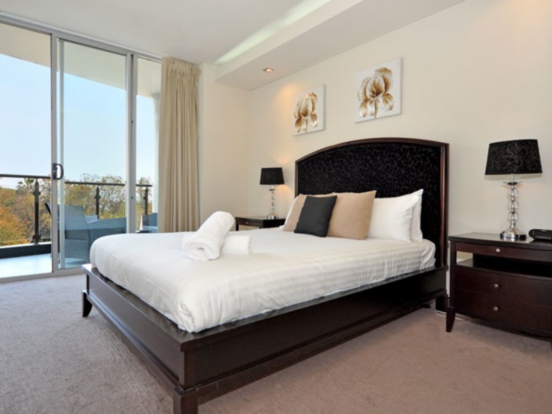 8/22 St Georges Terrace, Perth WA 6000