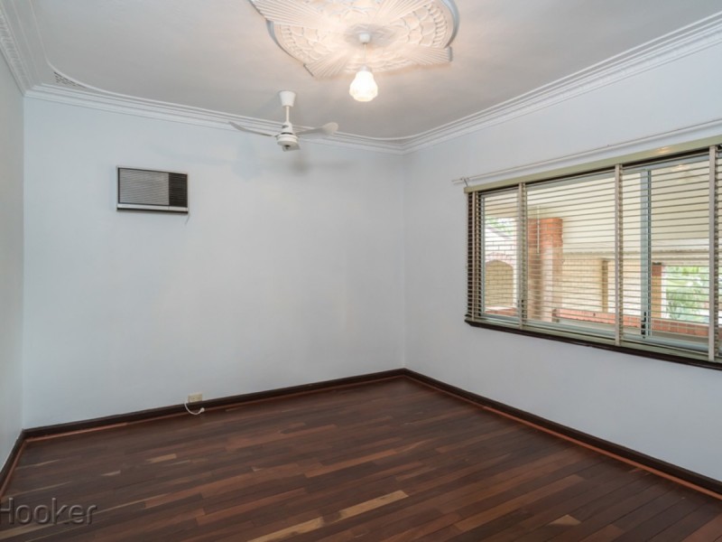 31 Kitchener Avenue, Bayswater WA 6053