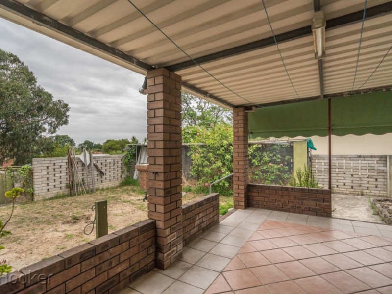 31 Kitchener Avenue, Bayswater WA 6053