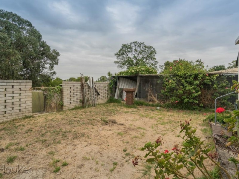 31 Kitchener Avenue, Bayswater WA 6053