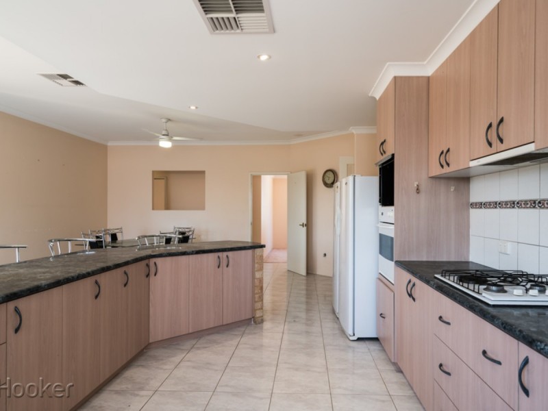 9 Woolnough Heights, Kardinya WA 6163