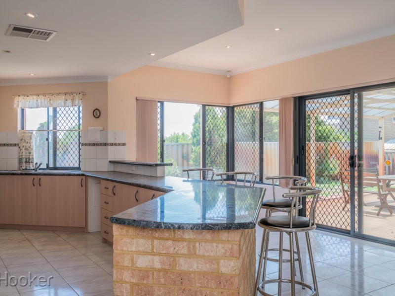 9 Woolnough Heights, Kardinya WA 6163