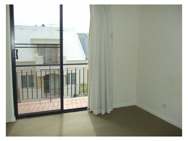 7/26 Saunders Street, East Perth WA 6004