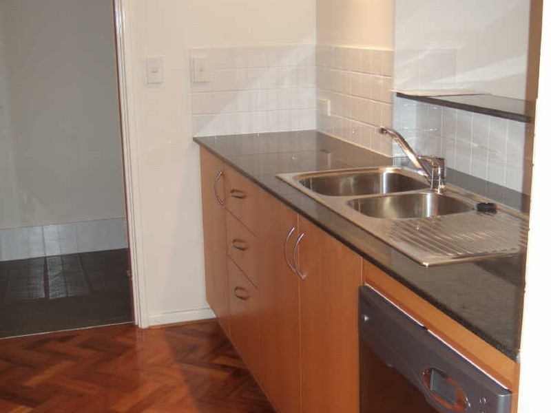 7/26 Saunders Street, East Perth WA 6004