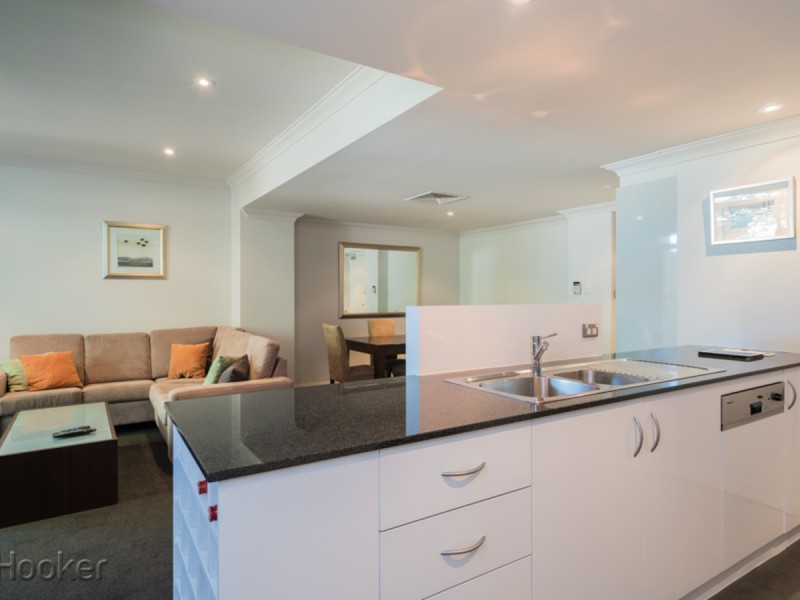 28/20 Royal Street, East Perth WA 6004