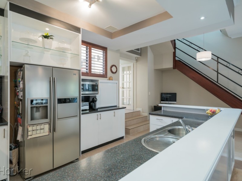 1A Haig Park Circle, East Perth WA 6004