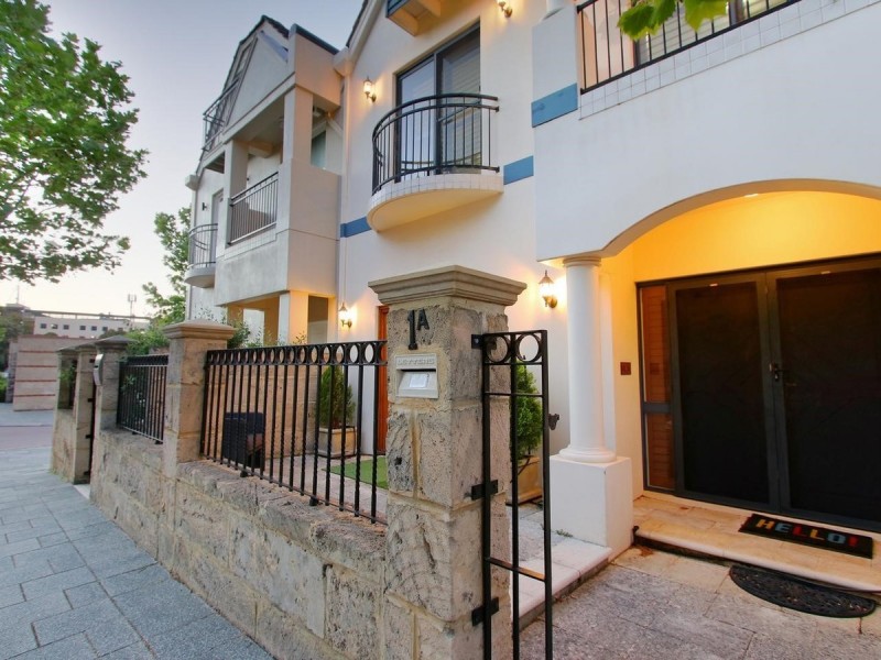 1A Haig Park Circle, East Perth WA 6004