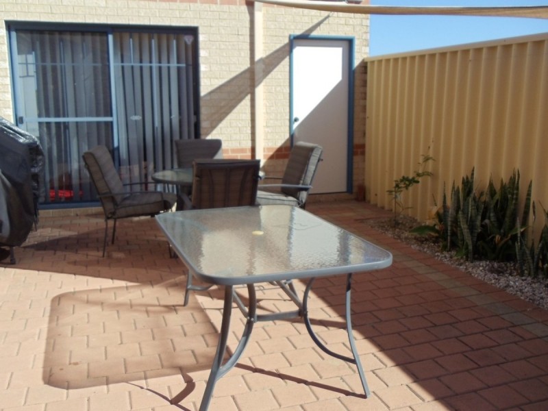 8 Burwood Road, Balcatta WA 6021