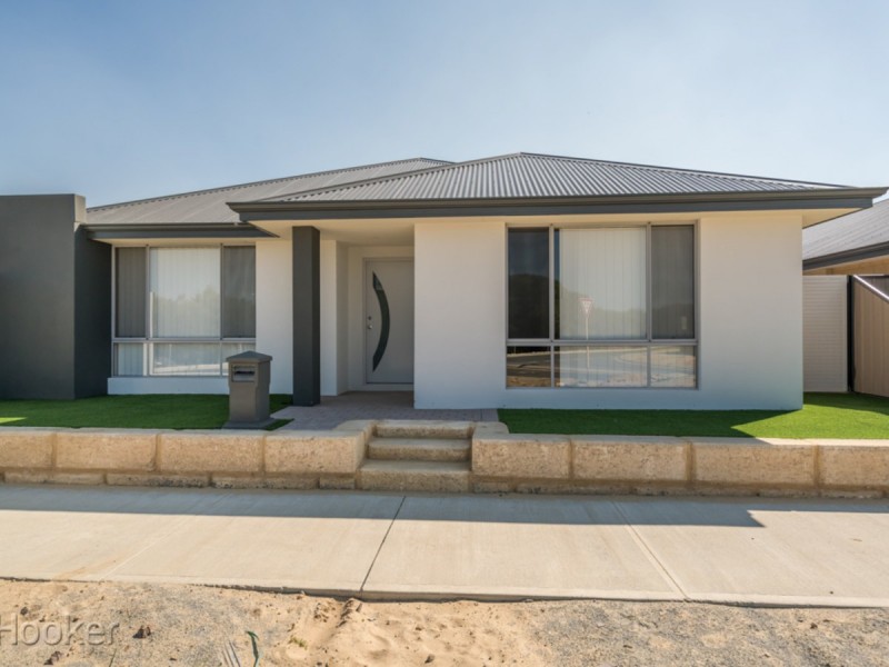 37 Miramar Way, Piara Waters WA 6112