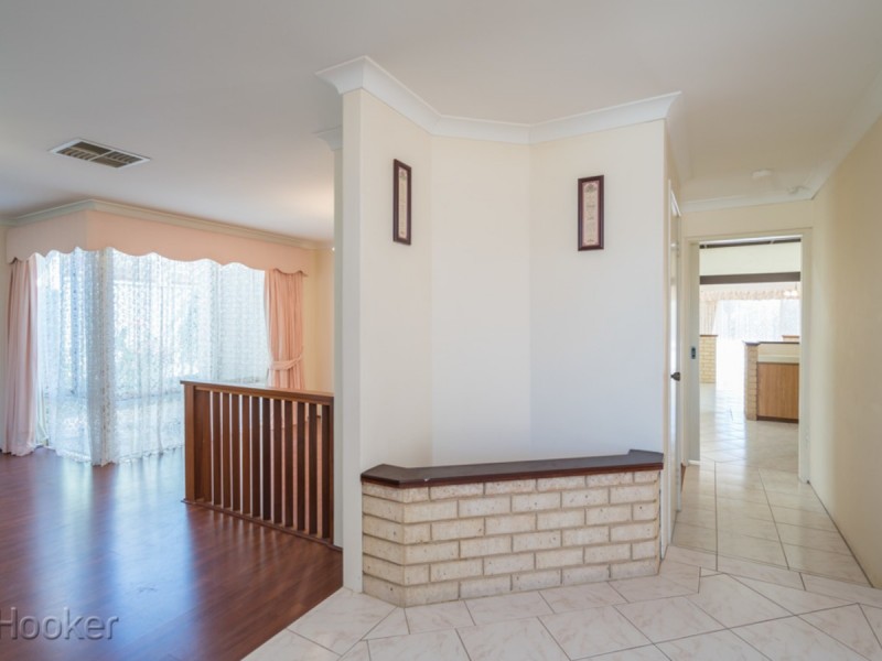 6 Heatherlea Parkway, Leeming WA 6149