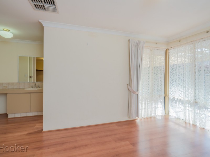 6 Heatherlea Parkway, Leeming WA 6149
