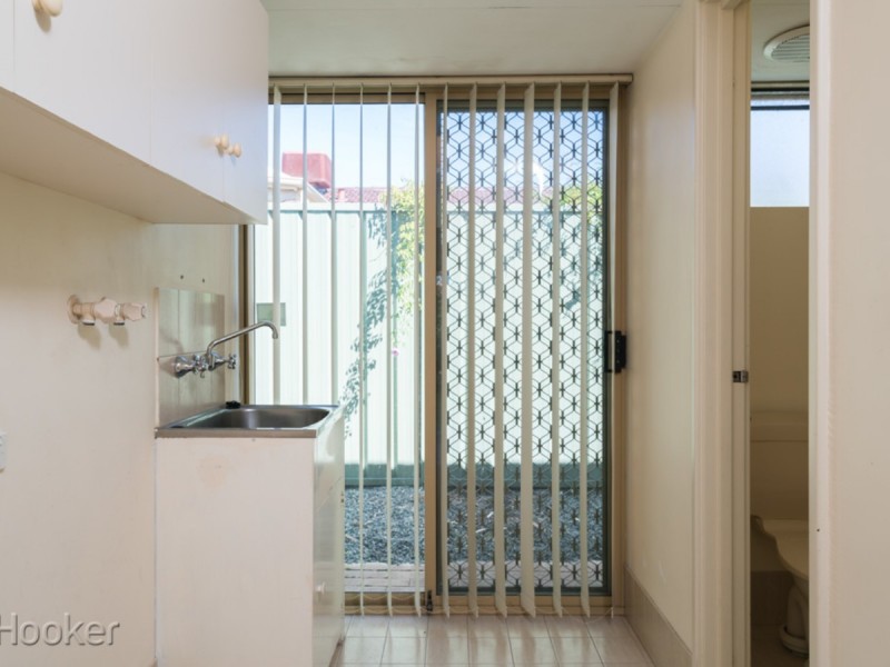 6 Heatherlea Parkway, Leeming WA 6149