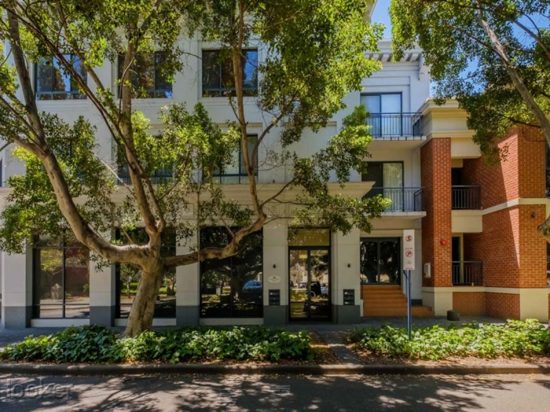 4/26 Saunders Street, East Perth WA 6004