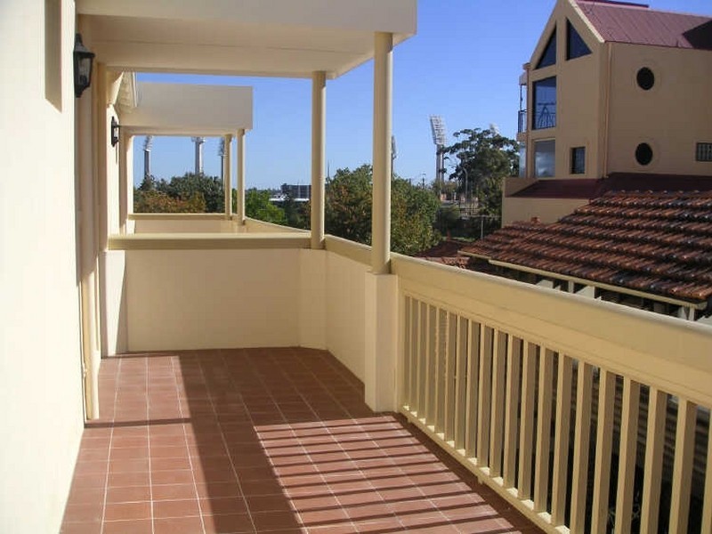 47/22 Nile Street, East Perth WA 6004