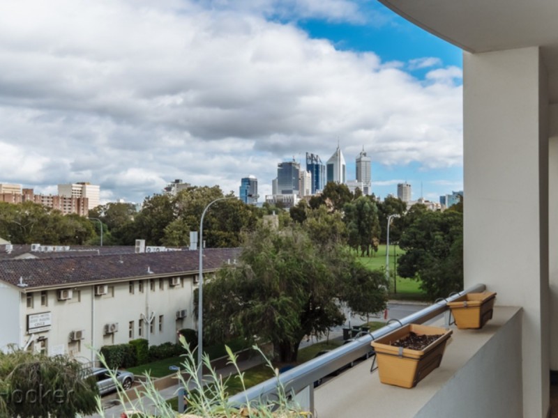 13/52 Wickham Street, East Perth WA 6004