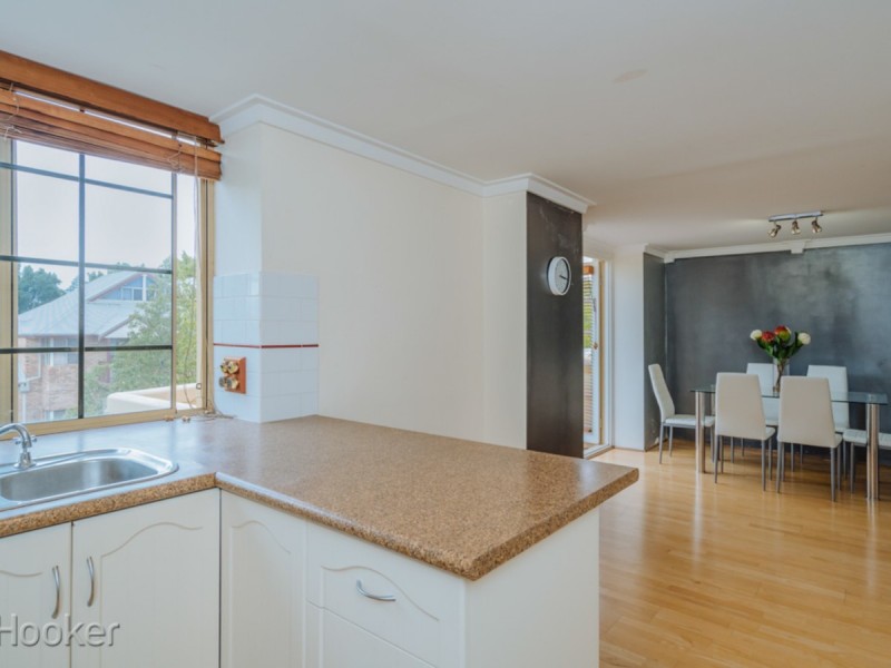 40/22 Nile Street, East Perth WA 6004