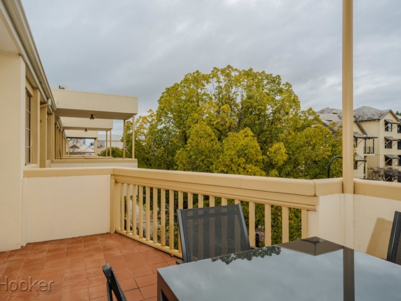 40/22 Nile Street, East Perth WA 6004