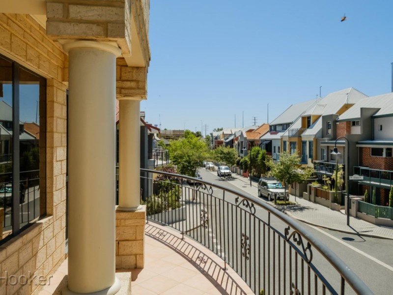 30 Tully Road, East Perth WA 6004