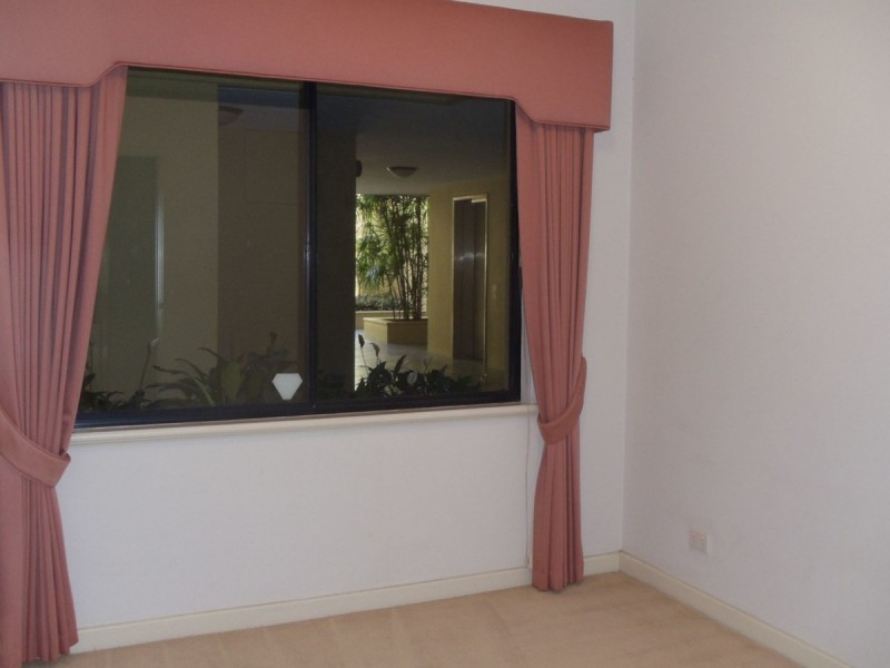 4/24 Constitution Street, East Perth WA 6004