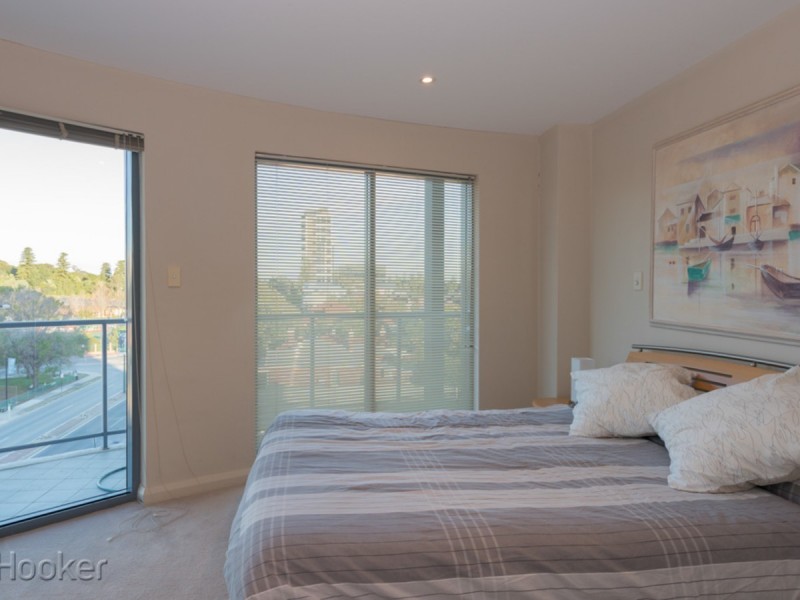 25/23 Bowman Street, South Perth WA 6151