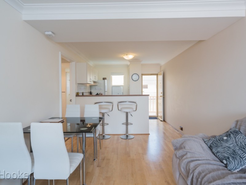 33/22 Nile Street, East Perth WA 6004