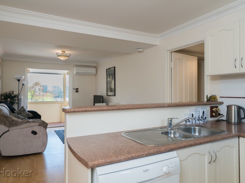 33/22 Nile Street, East Perth WA 6004