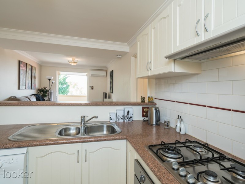 33/22 Nile Street, East Perth WA 6004