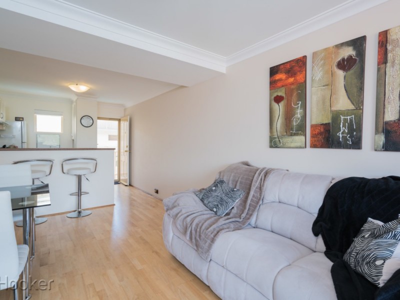 33/22 Nile Street, East Perth WA 6004