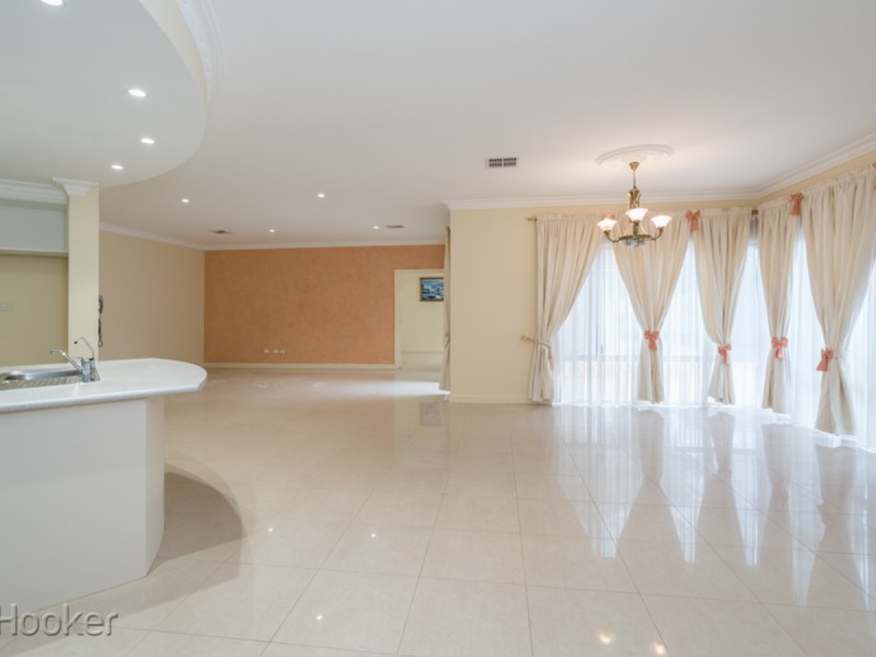 37 Central Park Avenue, Canning Vale WA 6155