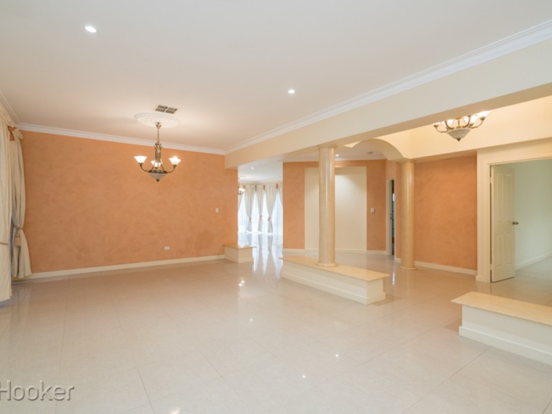 37 Central Park Avenue, Canning Vale WA 6155