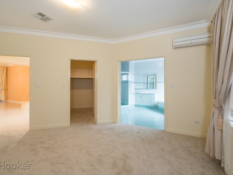 37 Central Park Avenue, Canning Vale WA 6155