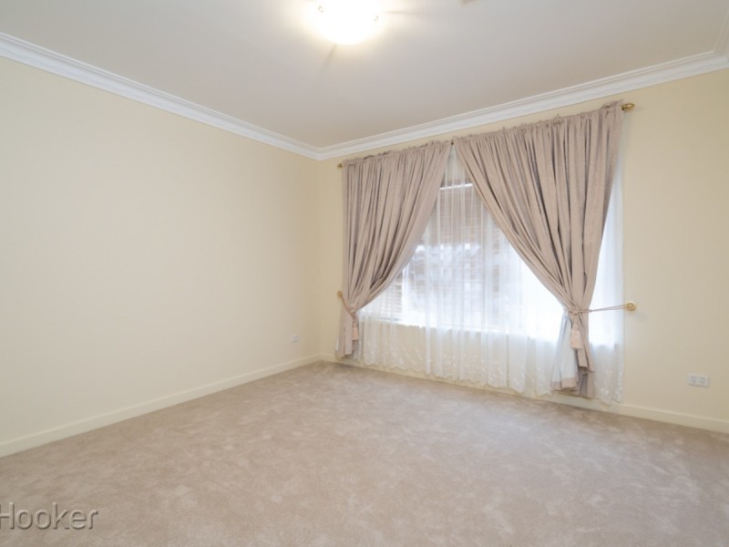 37 Central Park Avenue, Canning Vale WA 6155