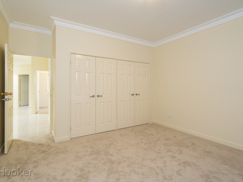 37 Central Park Avenue, Canning Vale WA 6155