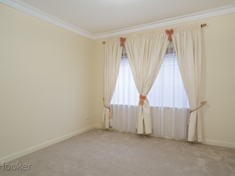 37 Central Park Avenue, Canning Vale WA 6155