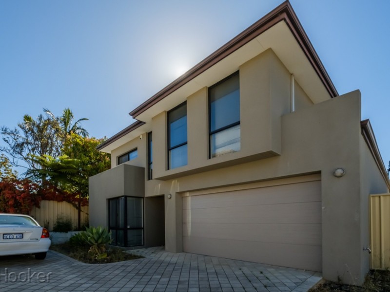 16b Lowes Street, Cloverdale WA 6105
