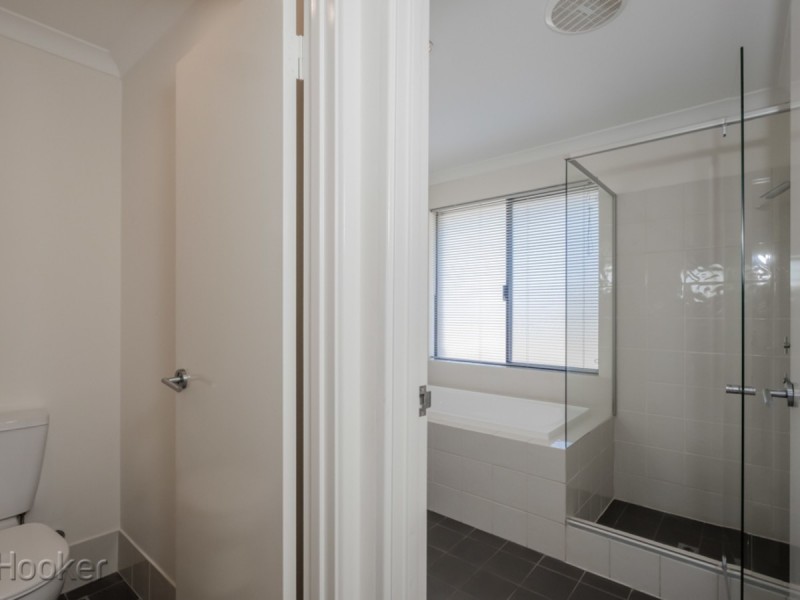 16b Lowes Street, Cloverdale WA 6105