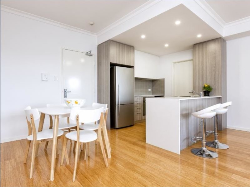 27/2 Rowe Avenue, Rivervale WA 6103