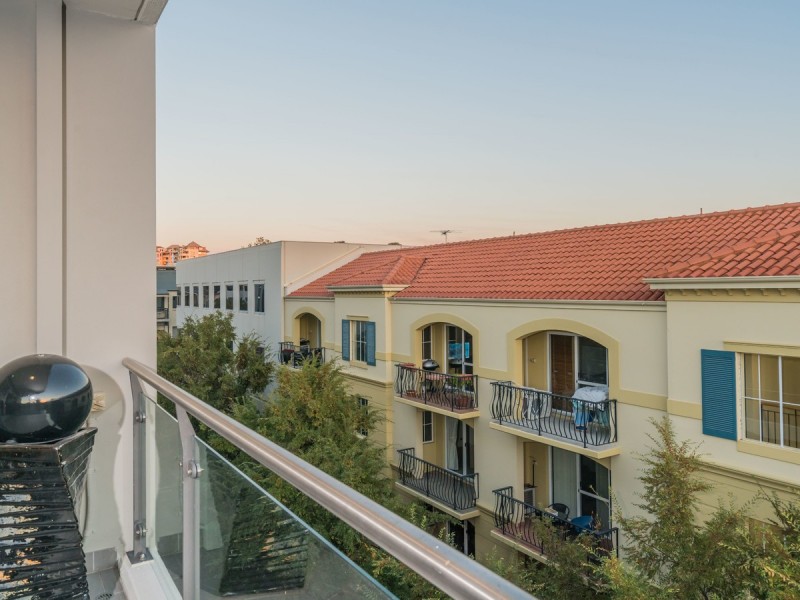 11/26 Eastbrook Terrace, East Perth WA 6004