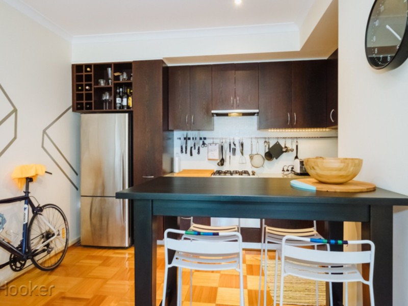 4/22 Saunders Street, East Perth WA 6004