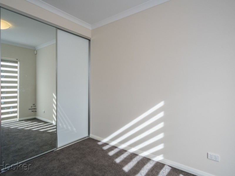 2/9 Henry Street, East Cannington WA 6107