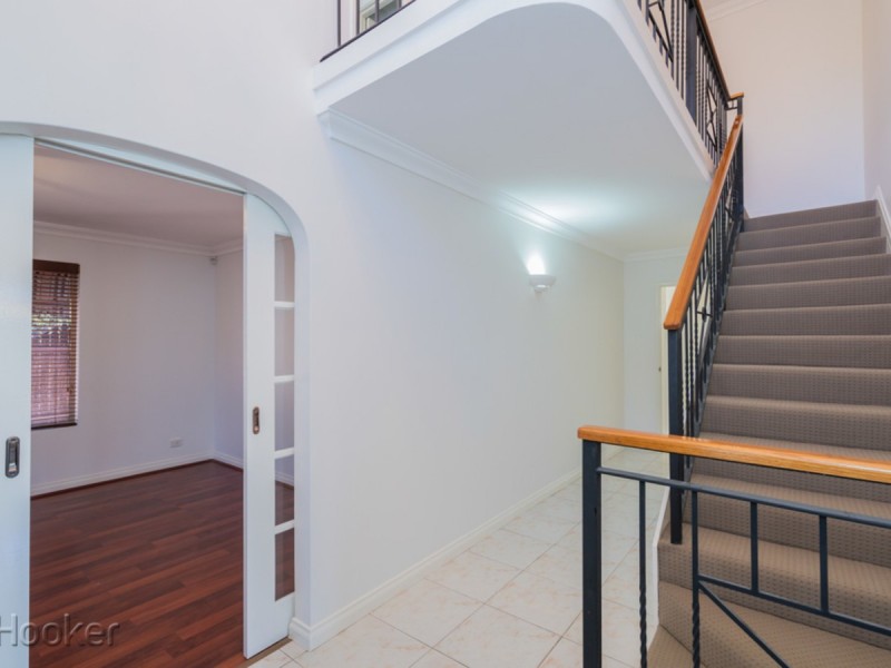 30 Waterside Crescent, Gwelup WA 6018