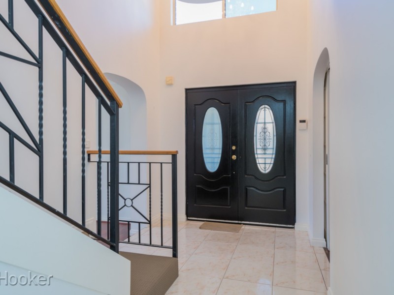 30 Waterside Crescent, Gwelup WA 6018