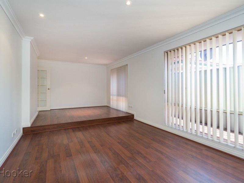 30 Waterside Crescent, Gwelup WA 6018