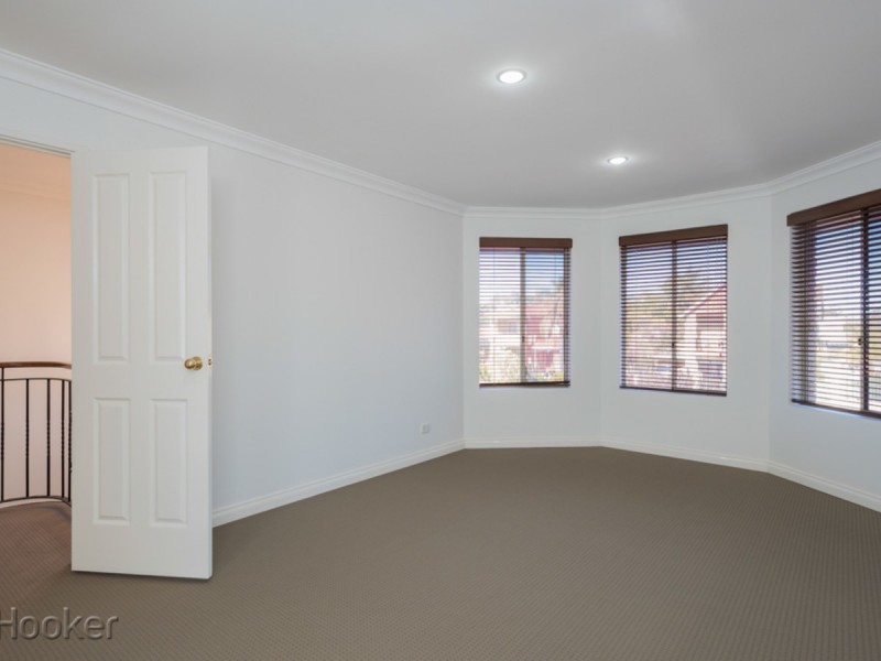 30 Waterside Crescent, Gwelup WA 6018