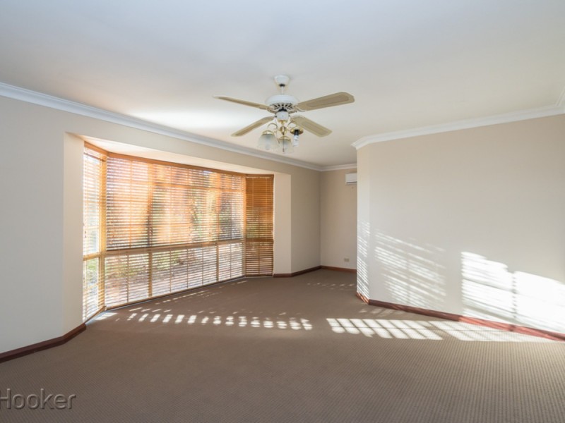 70 Kilkenny Circle, Waterford WA 6152