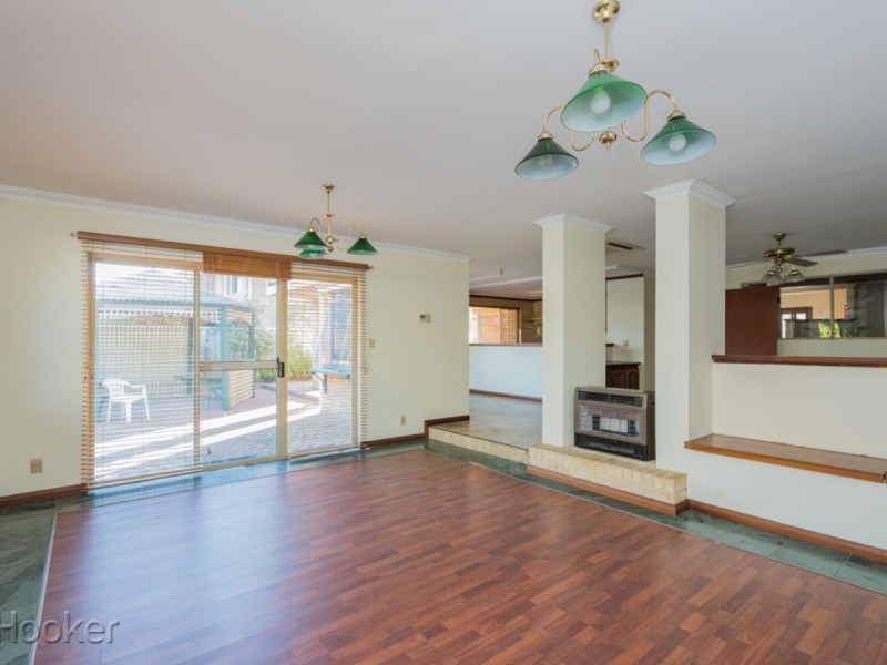 70 Kilkenny Circle, Waterford WA 6152