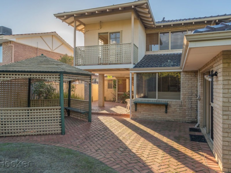 70 Kilkenny Circle, Waterford WA 6152